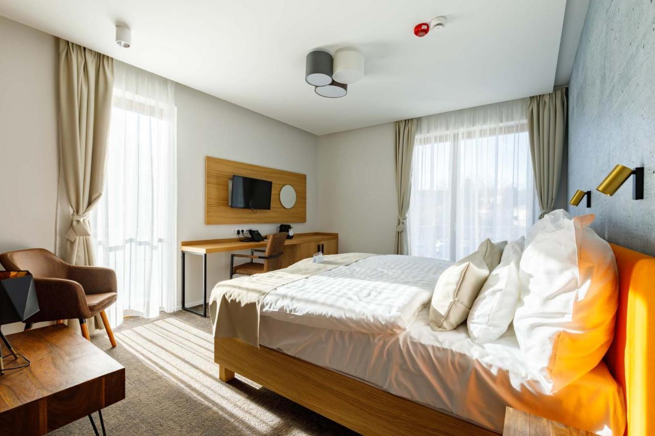 Hotel Historia Malomkert เวสเปรม ภายนอก รูปภาพ