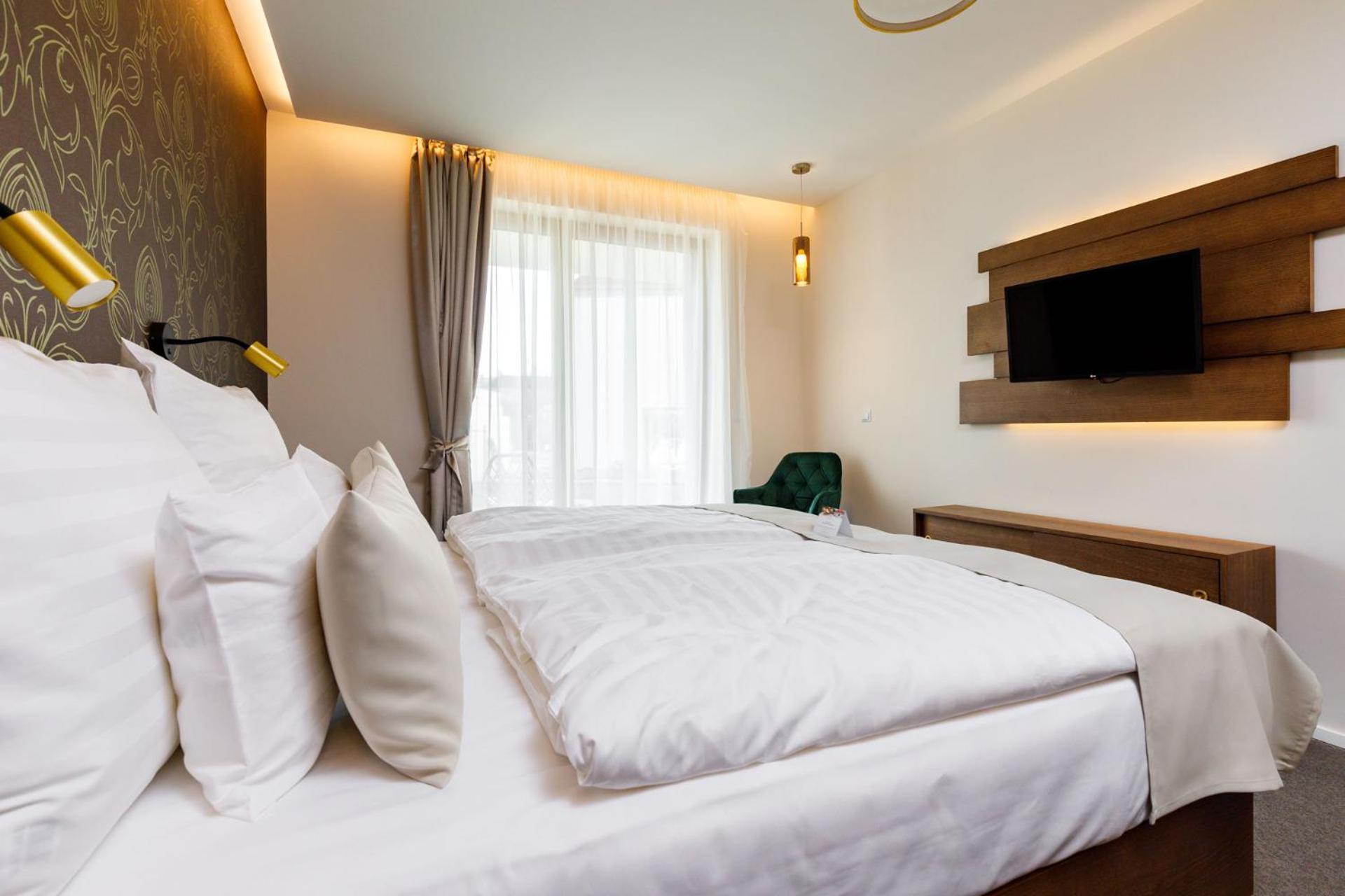 Hotel Historia Malomkert เวสเปรม ภายนอก รูปภาพ