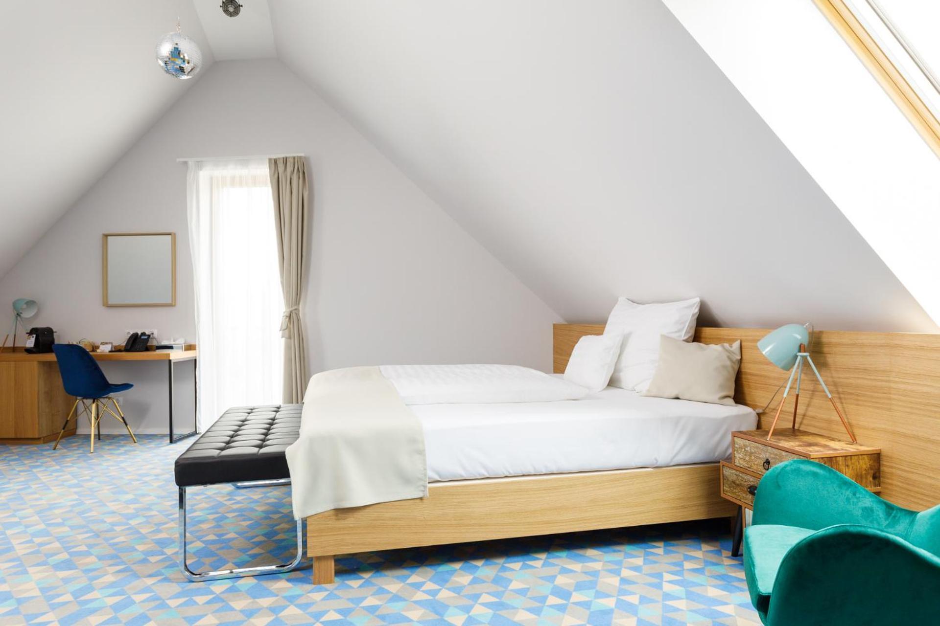 Hotel Historia Malomkert เวสเปรม ภายนอก รูปภาพ